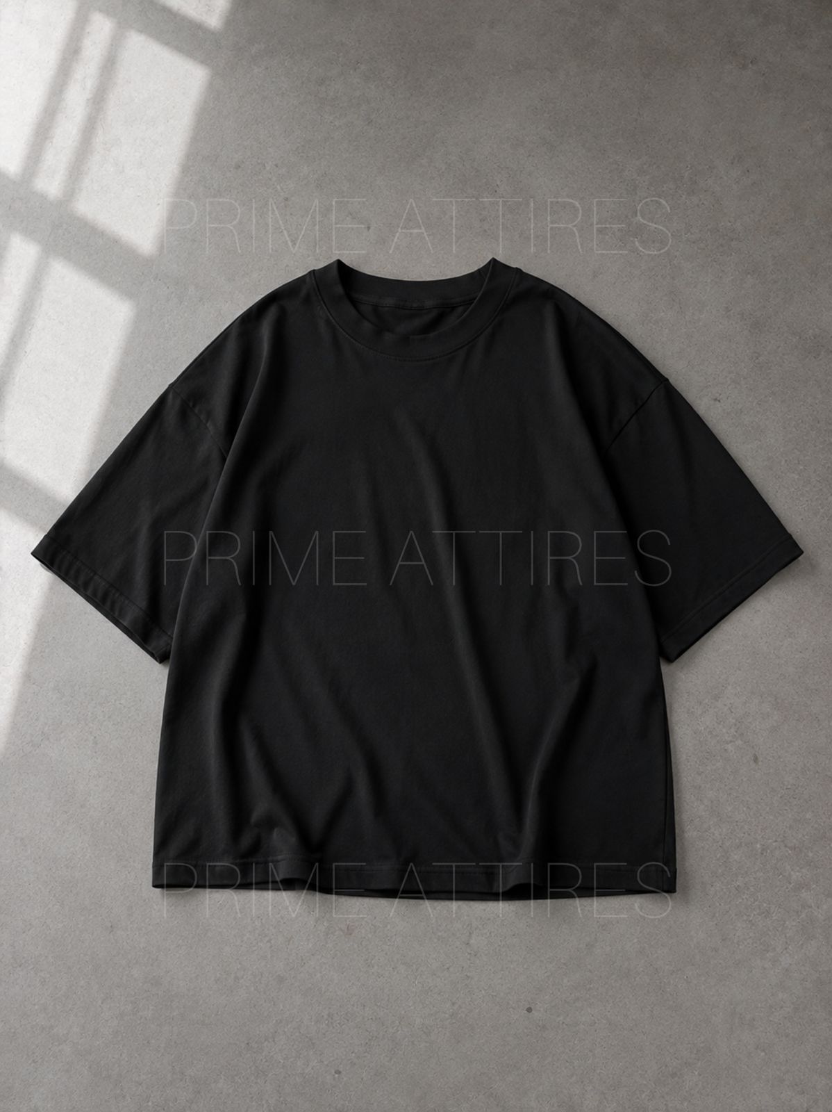 BLACK OVERSIZED T-SHIRT