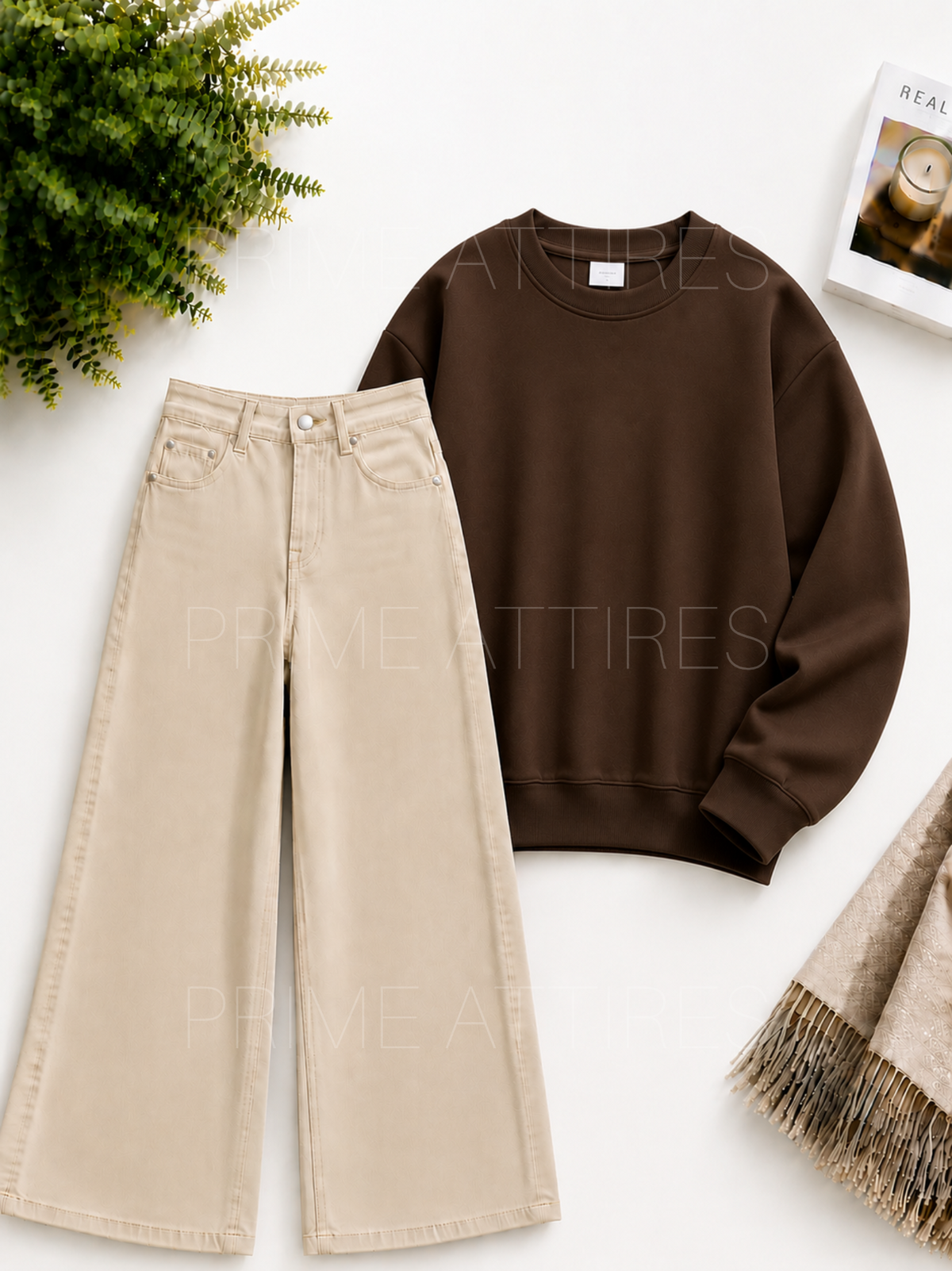 BEIGE WIDE LEG JEANS & SWEATSHIRT