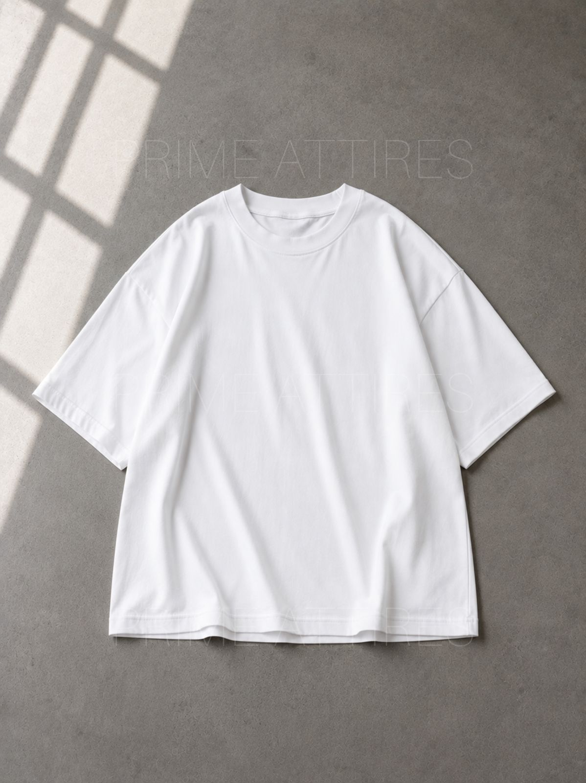 WHITE OVERSIZED T-SHIRT